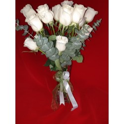 Ramo con Rosas Blancas